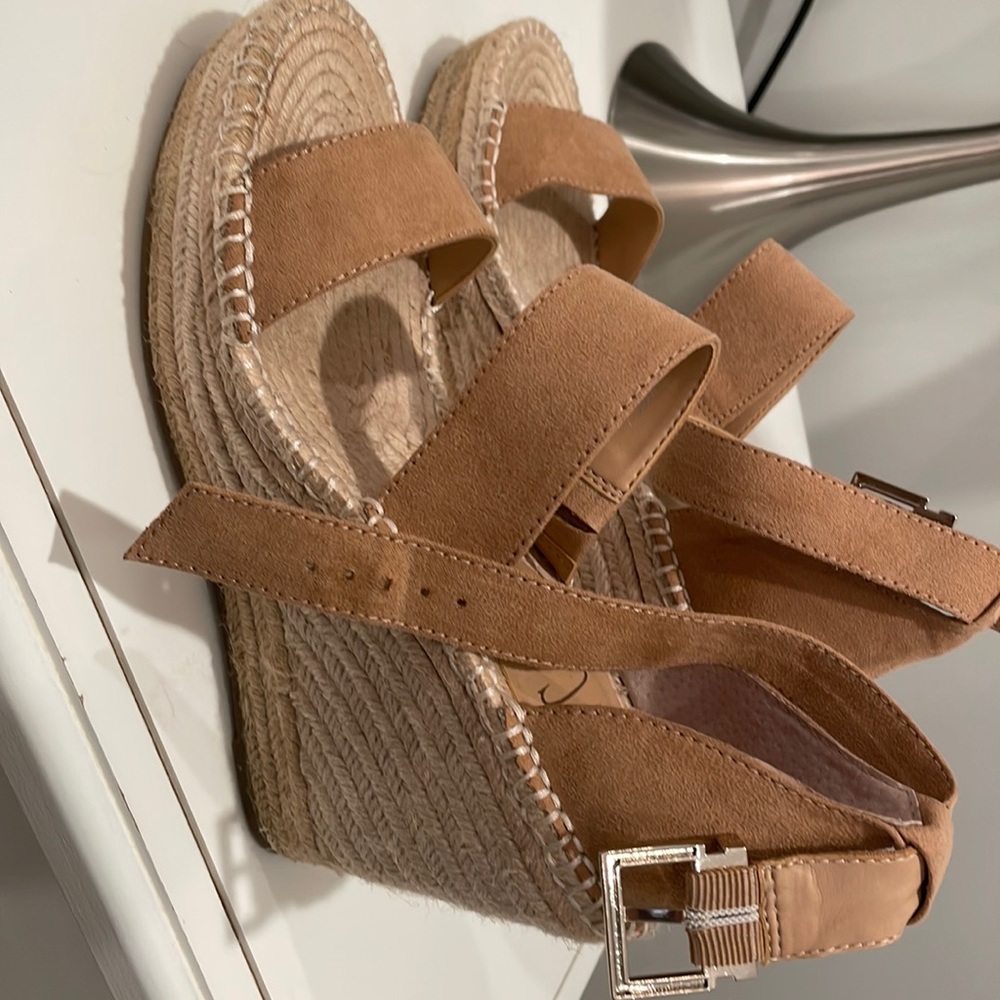 Wedge Ankle strap sandal